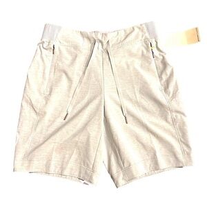 calia by carrie underwood mid rise light weight grey athletic shorts